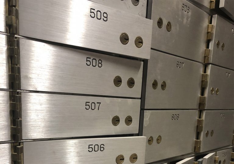 банкови сейфове