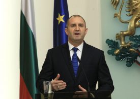 Президентът Радев сне доверието си от кабинета "Борисов 3"