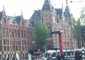 Нидерландия официално се отказа от името Холандия