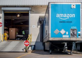 Amazon и капанът на огромните складови площи