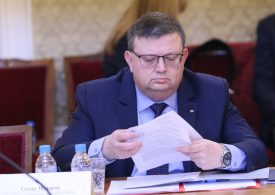 Цацаров проверява министъра на образованието Красимир Вълчев