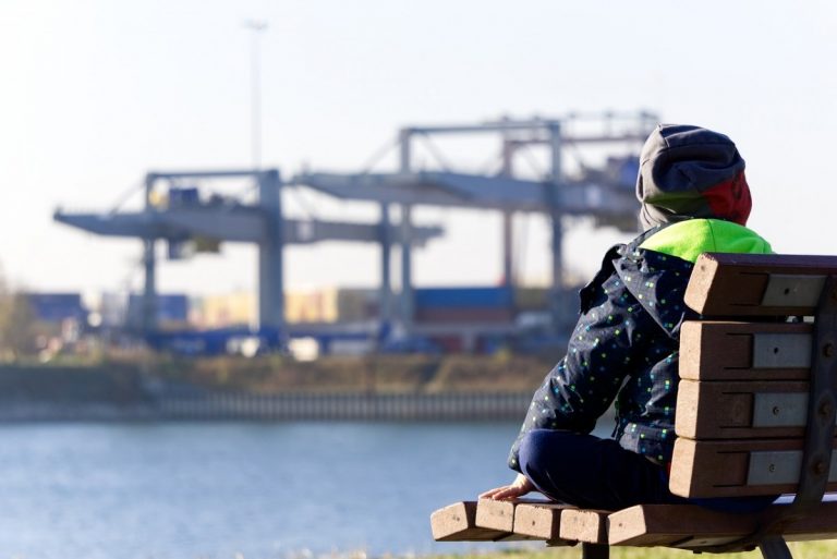 дете, търговия