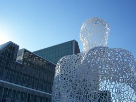 Човекът и AI – заедно срещу стария начин на работа