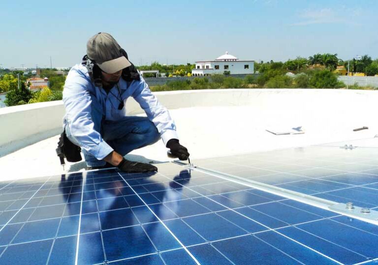 солар, фотоволтаици, работник, работа