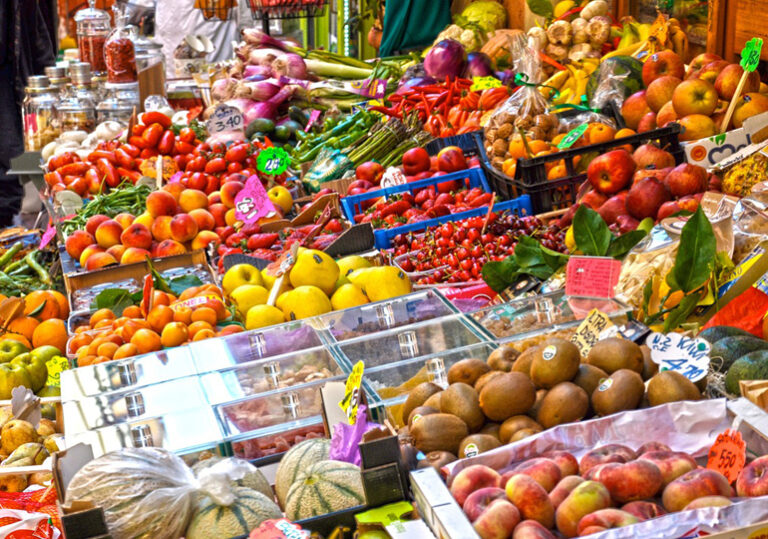 изобилие пазар пловоде зеленчуци