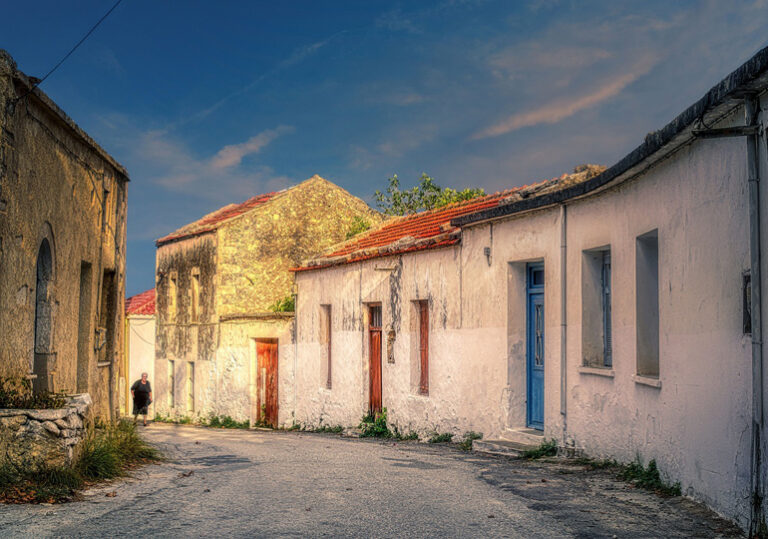 старост стар град демография