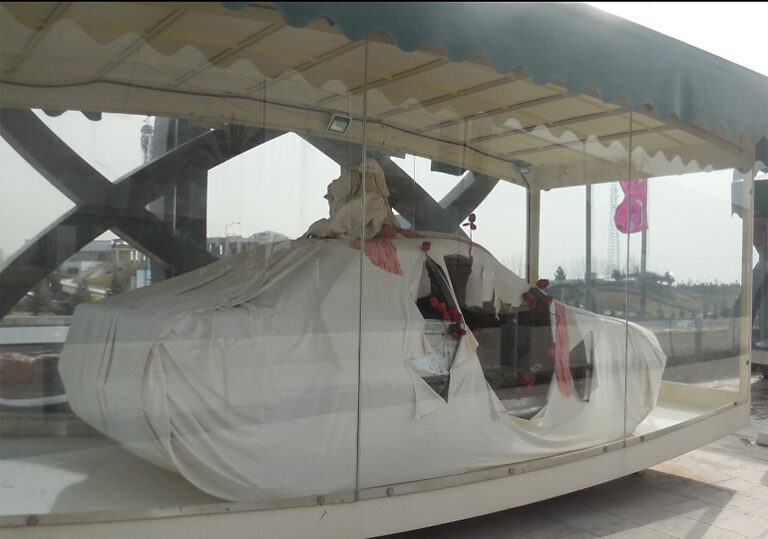 взривен автомобил ирански учен