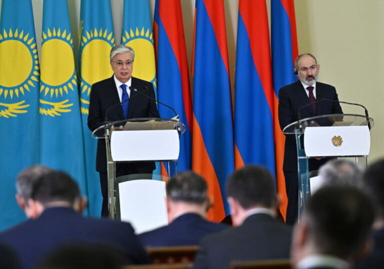 токаев пашинян армения казахстан